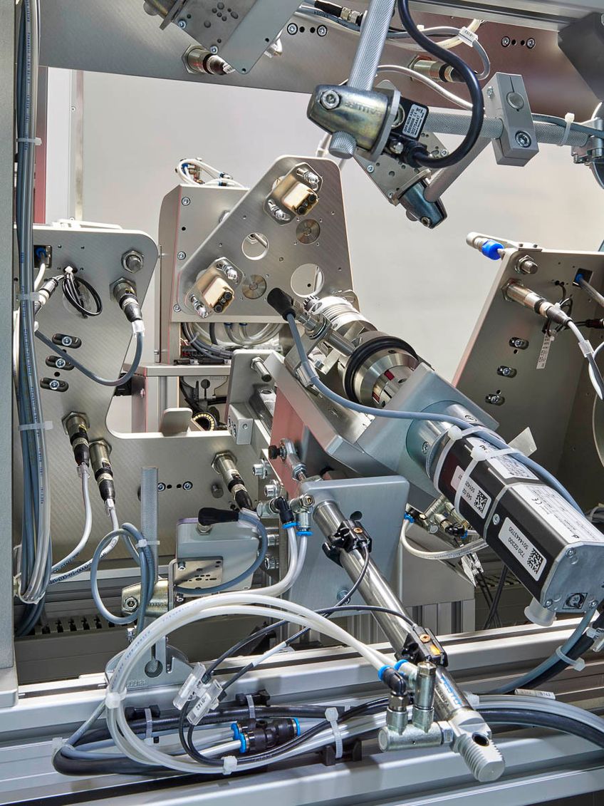 End-of-Line EoL Tester Türsysteme Automotive von BRAINWARE Solutions GmbH aus Chemnitz