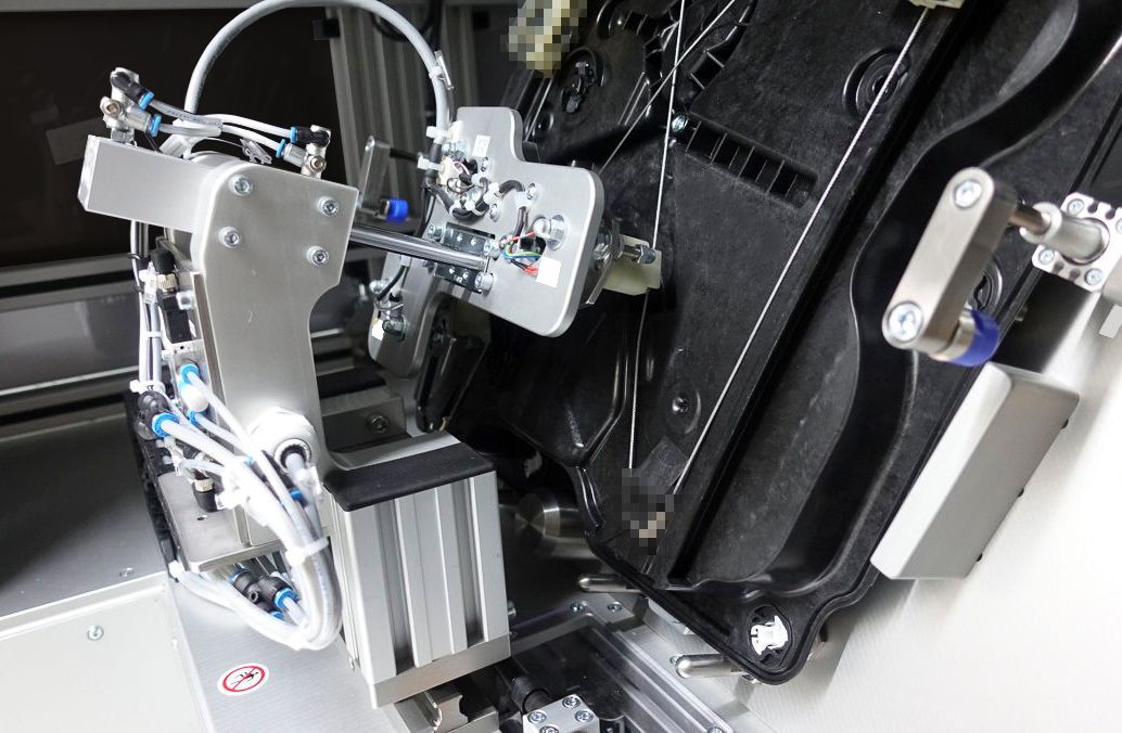 End-of-Line EoL Tester Door Systems Automotive from Brainware Solutions GmbH Chemnitz