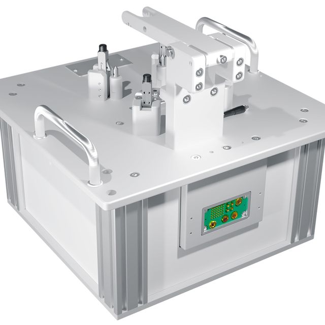 Example of assembly fixture with automatic contacting