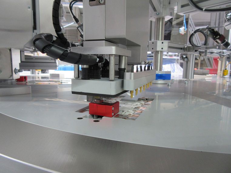 End-of-Line EOL Tester PCB Leiterplatten von BRAINWARE Solutions GmbH aus Chemnitz